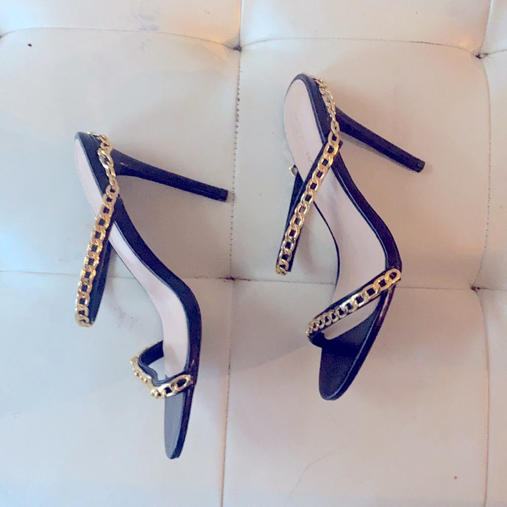 Black and gold heels - Picture 3 of 3